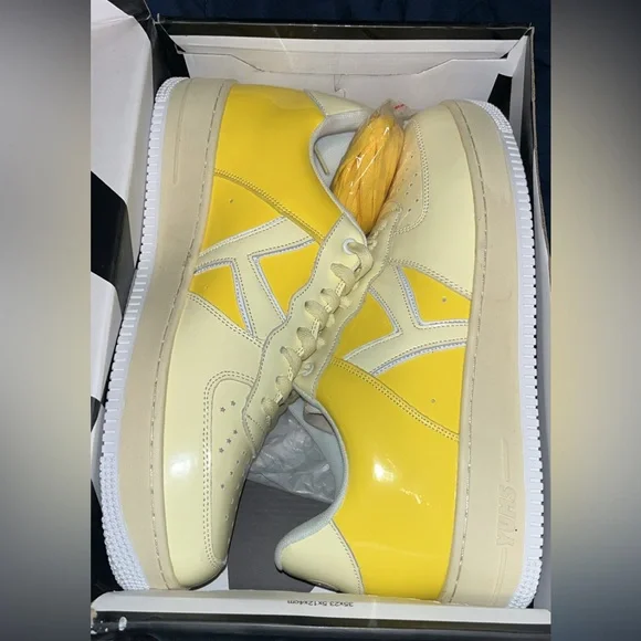 Yums Patent Leather yellow Gelato Low sneakers size 13 men’s/ 14.5 women - Picture 3 of 6